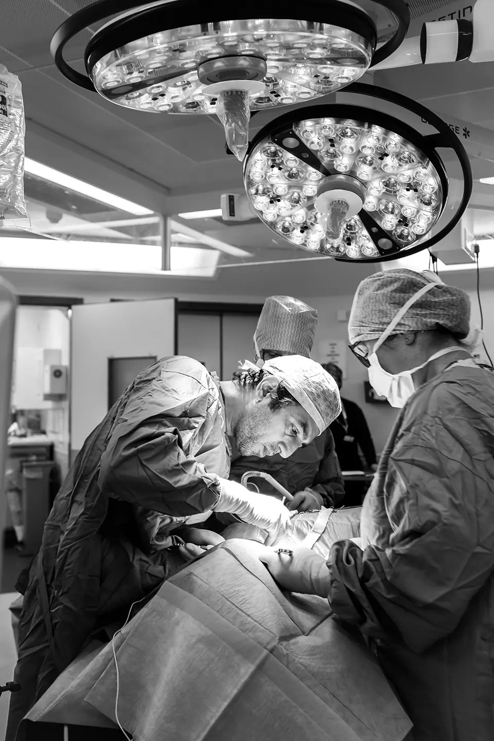 Mr Shad Khan Endocrine Surgery in London